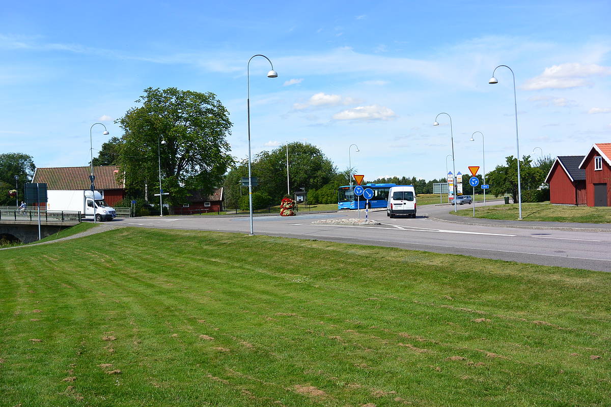 The roundabout